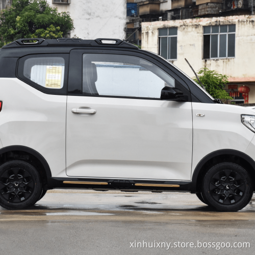 New High Quality electro car new energy vehicles cheap small cheap 2 door car Wuling mini EV